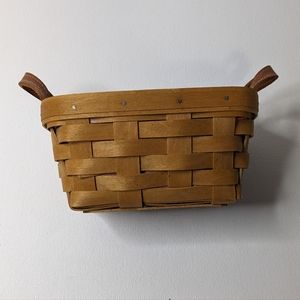 Longaberger 2006 Lined Basket 6.75" long B-6